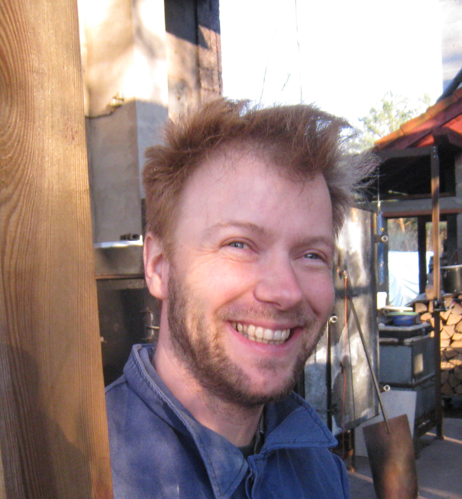 Portrait Image - Simon Hof