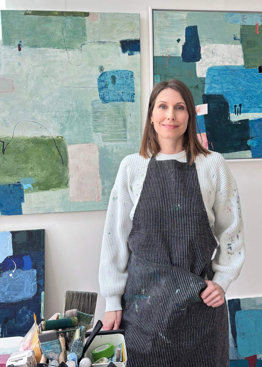 Julika Pettigrew, portrait in studio