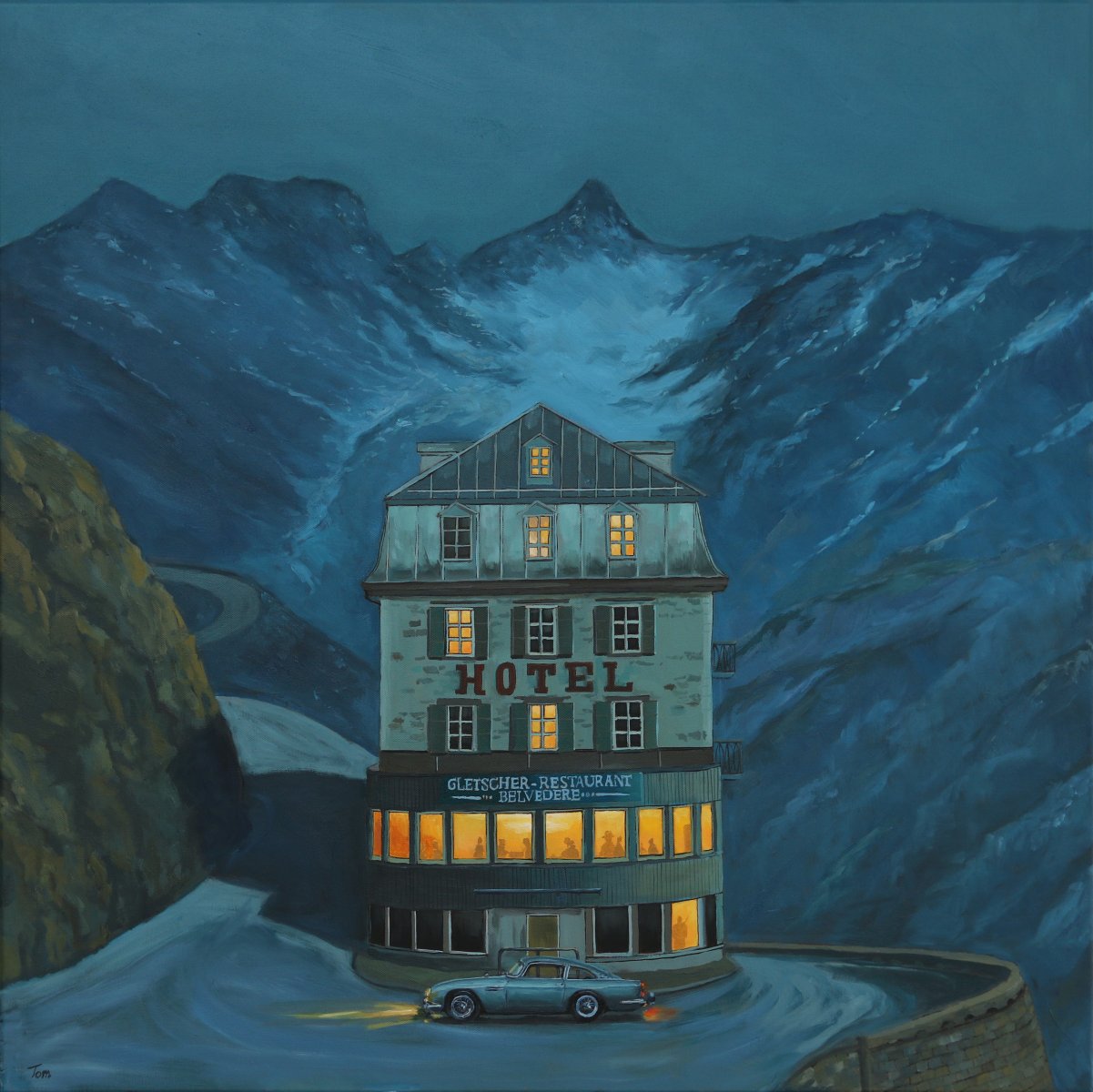 The Hotel Belvedere  at night