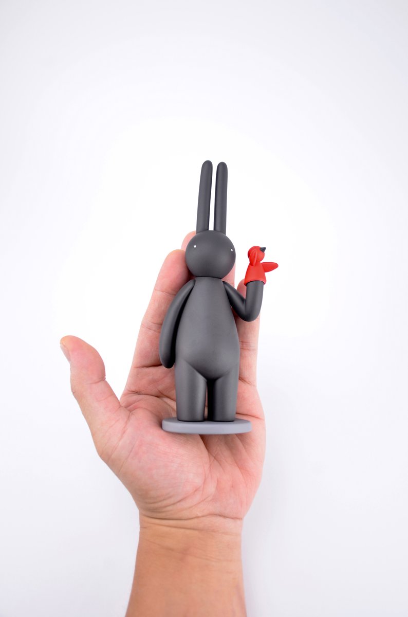 THE WORLD OF IN-JOKES #5 Black